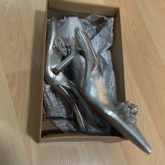 Steve Madden BNWT Heels - Picture 2 of 4